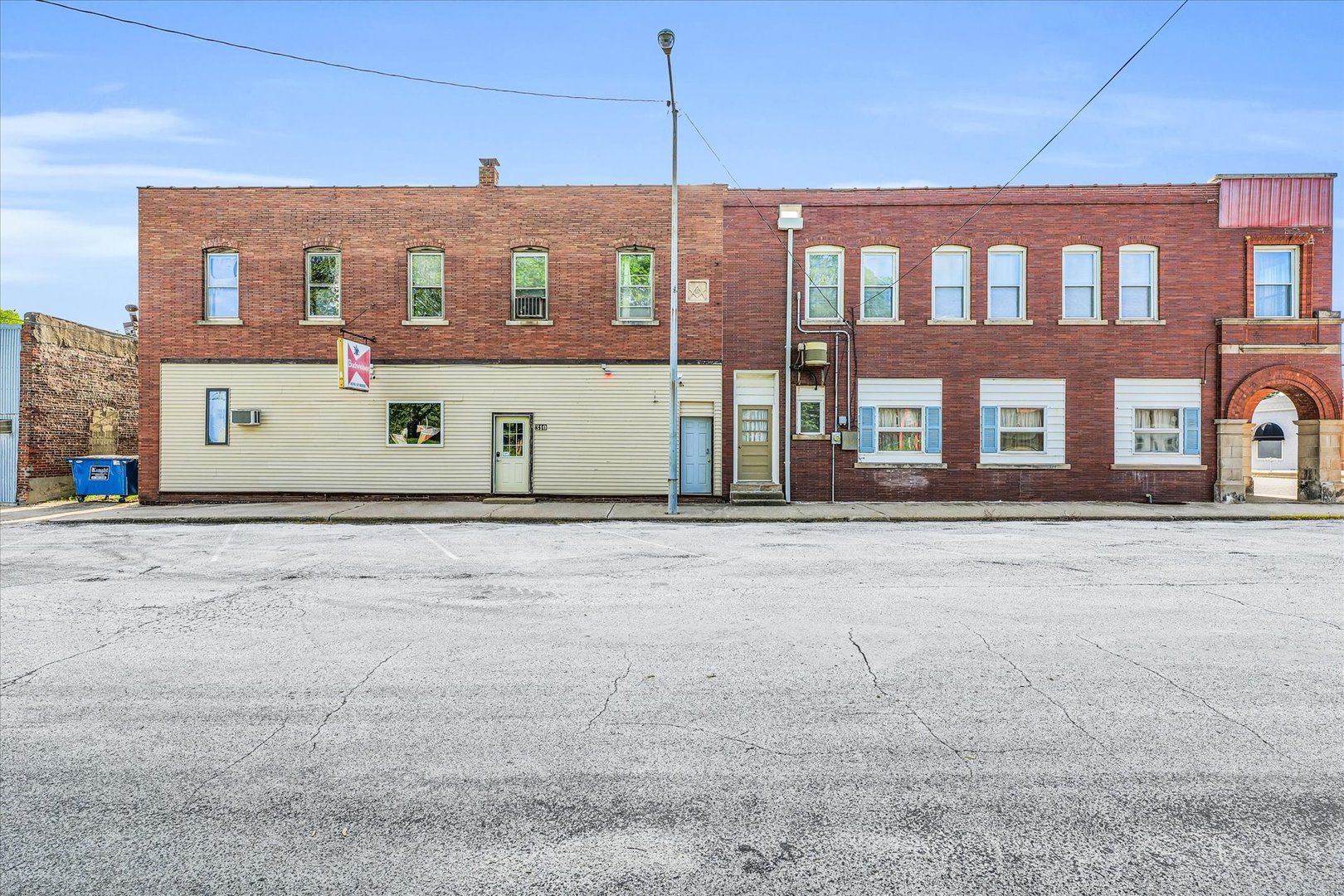 206 West Lincoln Street Saybrook IL 61770