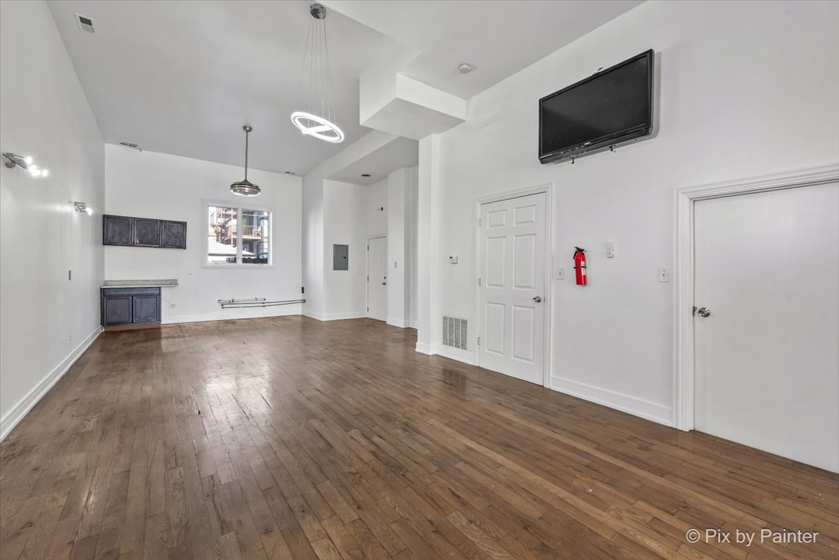 2710 West Chicago Avenue Chicago IL 60638