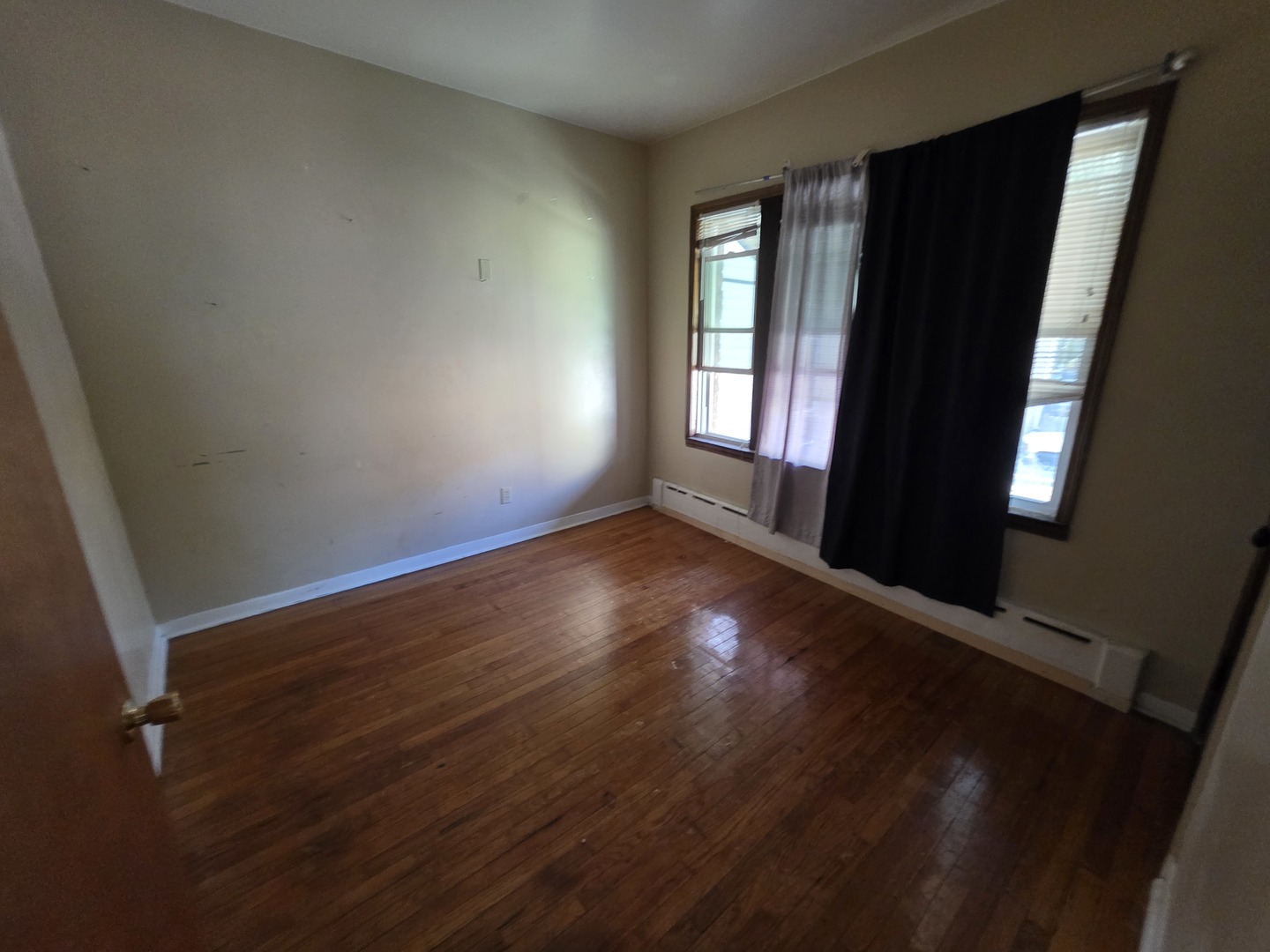 4053 North Mobile Avenue Chicago IL 60634