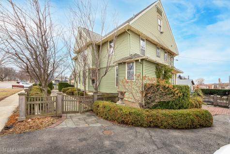 428 West State Street Geneva IL 60134