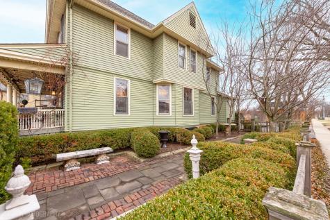 428 West State Street Geneva IL 60134