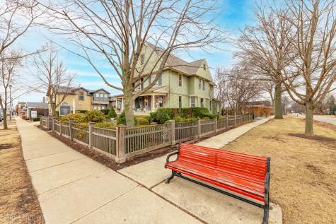 428 West State Street Geneva IL 60134