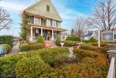 428 West State Street Geneva IL 60134