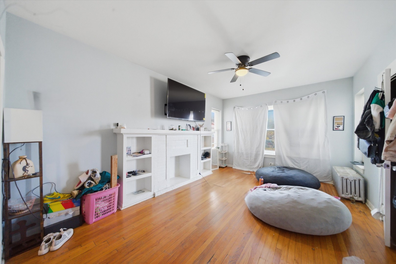 431 East 79th Street Chicago IL 60619