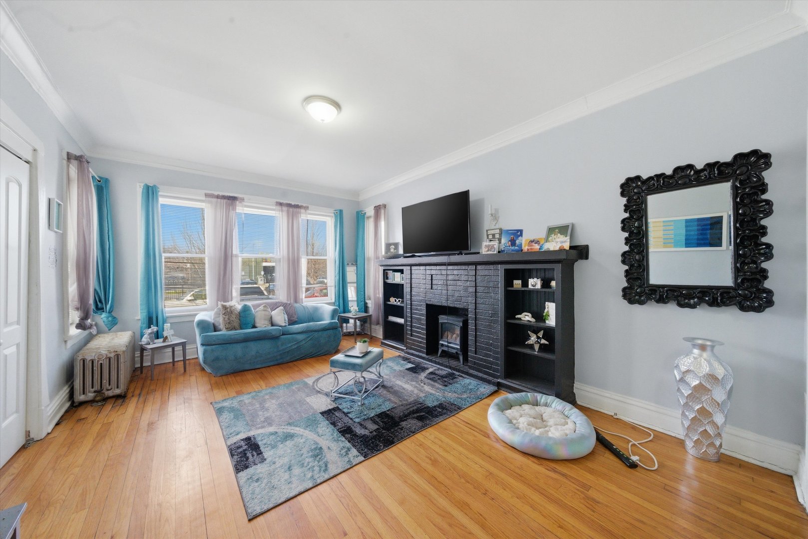 431 East 79th Street Chicago IL 60619