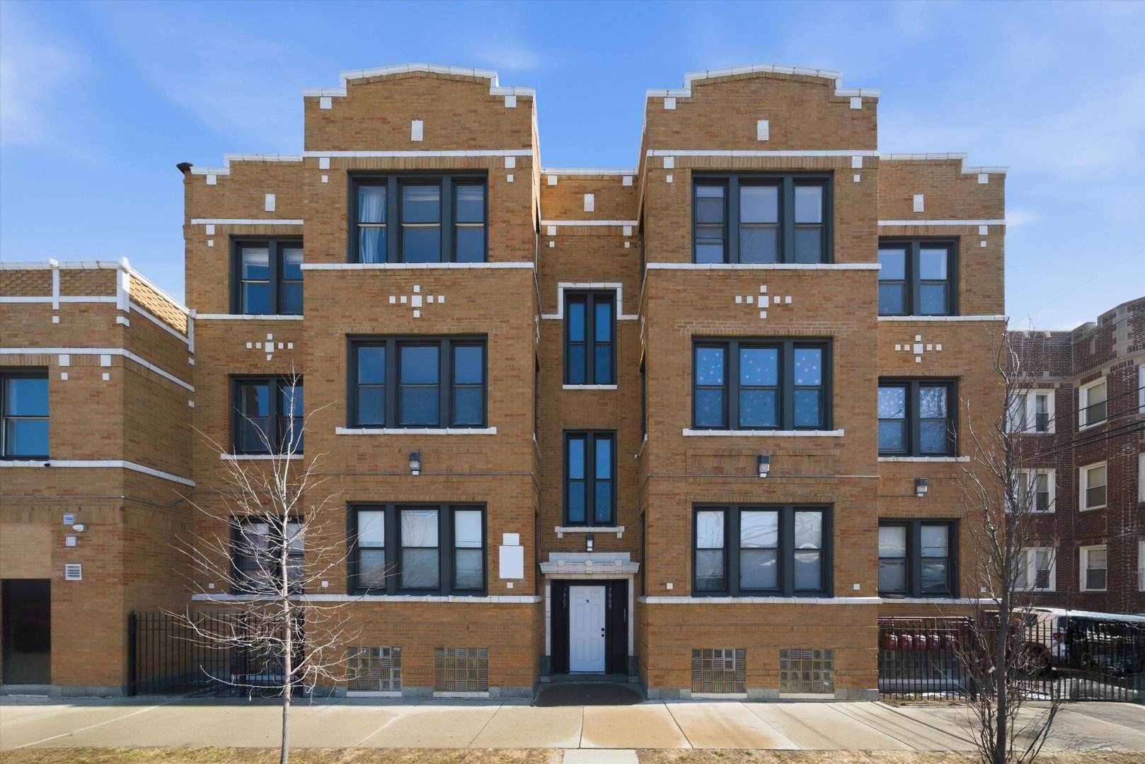 431 East 79th Street Chicago IL 60619
