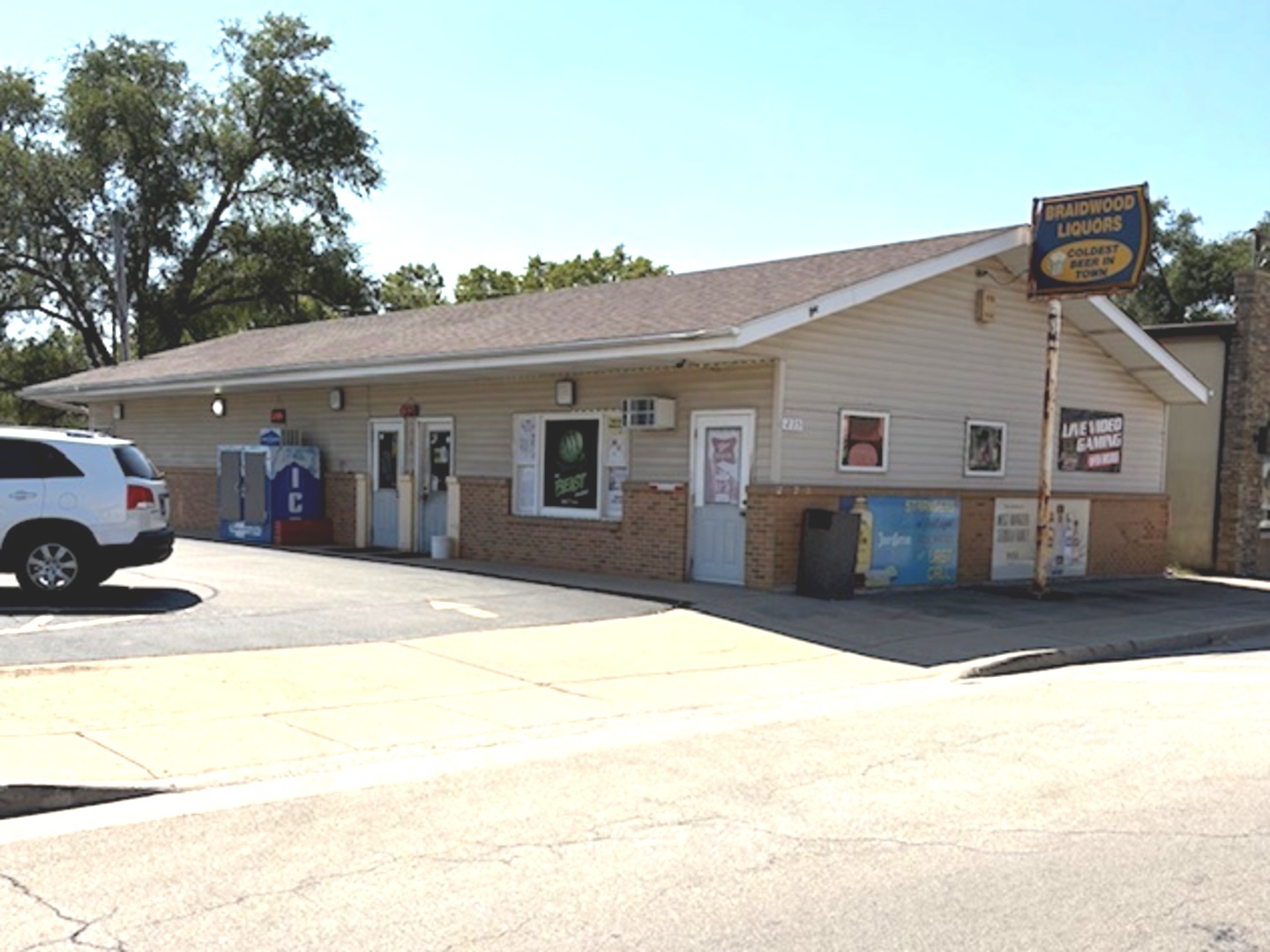 235 East Main Street Braidwood IL 60408