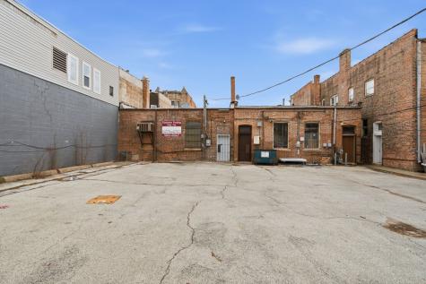 13016 Western Avenue S Blue Island IL 60406