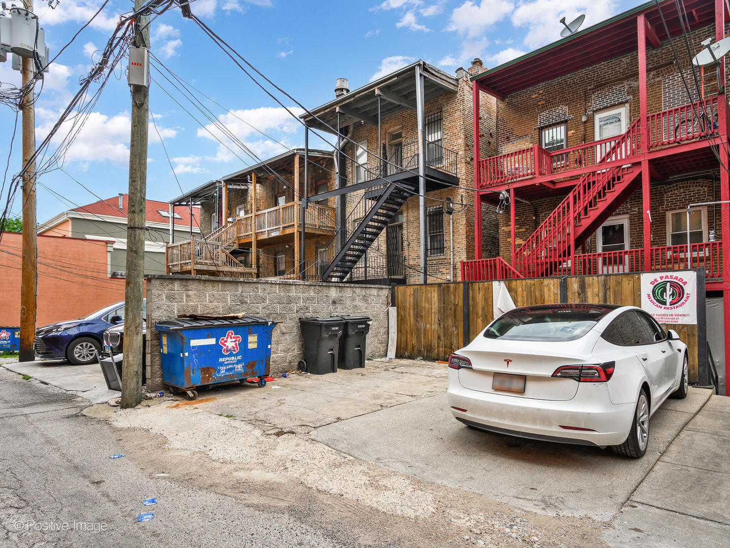 1517 West Taylor Street Chicago IL 60607