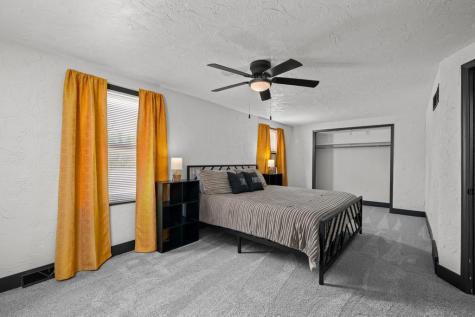 2400 24TH Street Rock Island IL 61201
