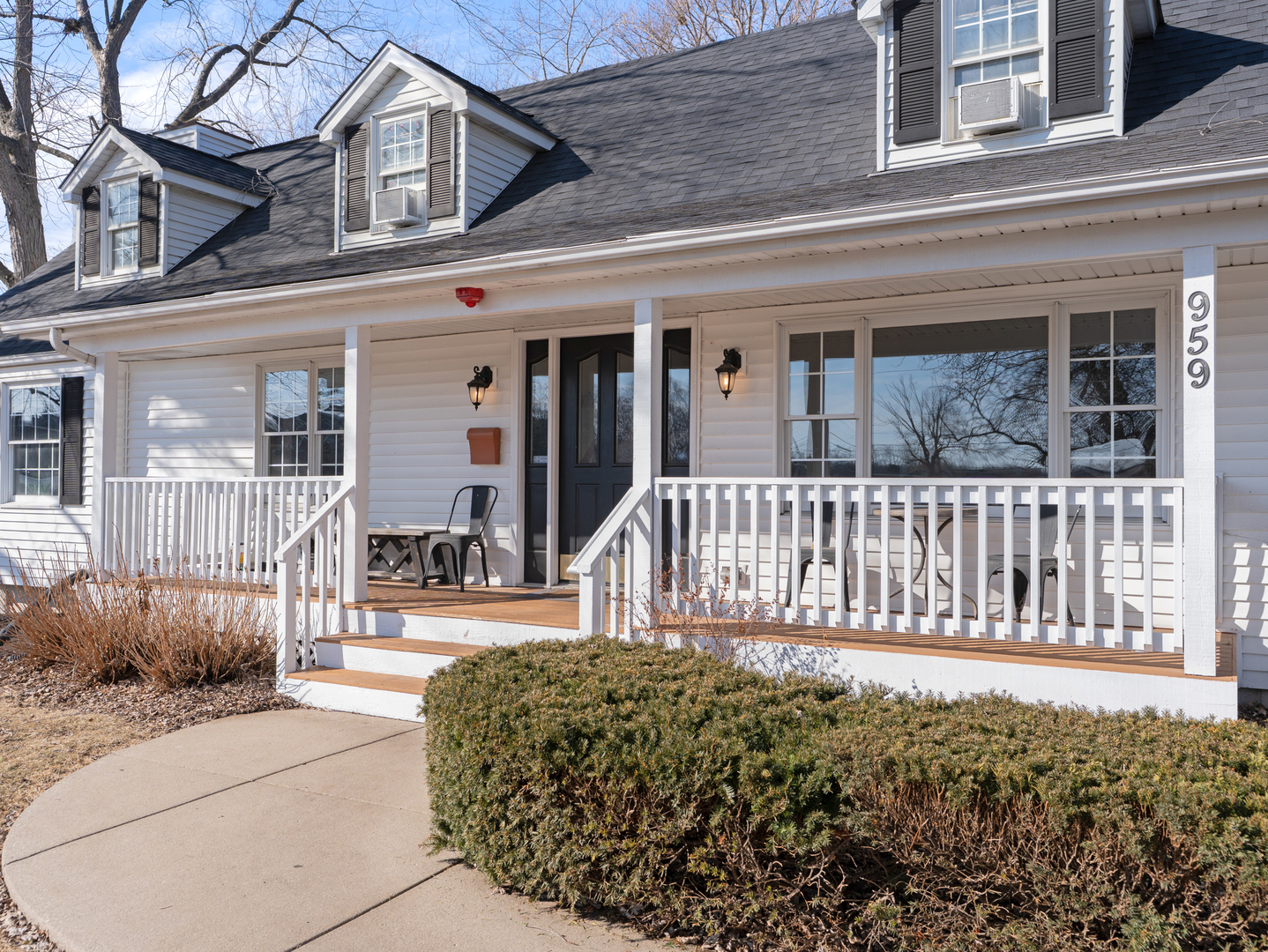 959 West Ogden Avenue Naperville IL 60563