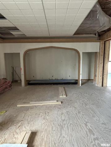 1611 7TH Street Moline IL 61264