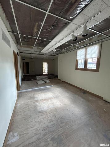 1611 7TH Street Moline IL 61264