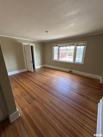 1611 7TH Street Moline IL 61264