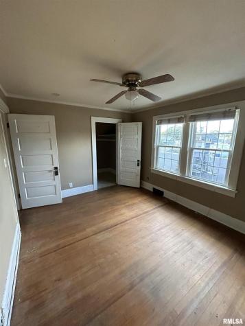 1611 7TH Street Moline IL 61264