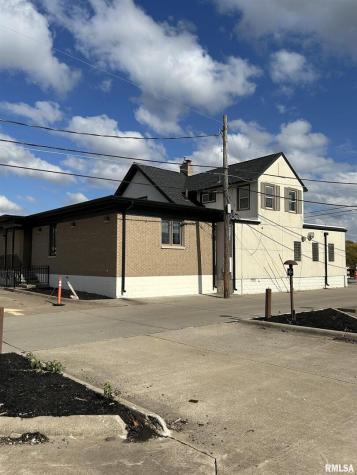 1611 7TH Street Moline IL 61264