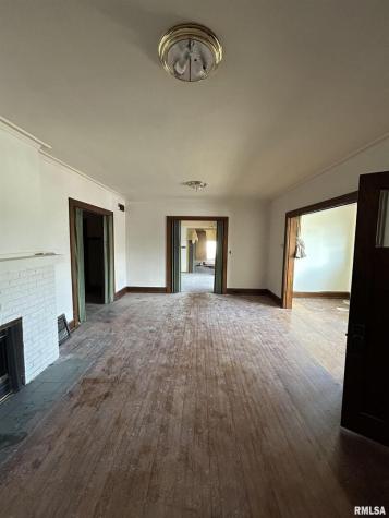 1611 7TH Street Moline IL 61264