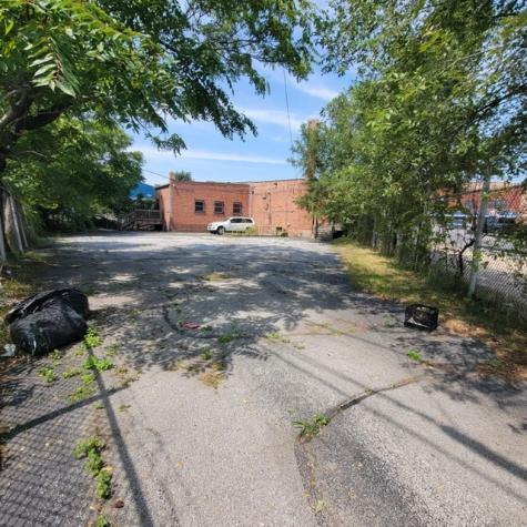 9278 South South Chicago Avenue Chicago IL 60617