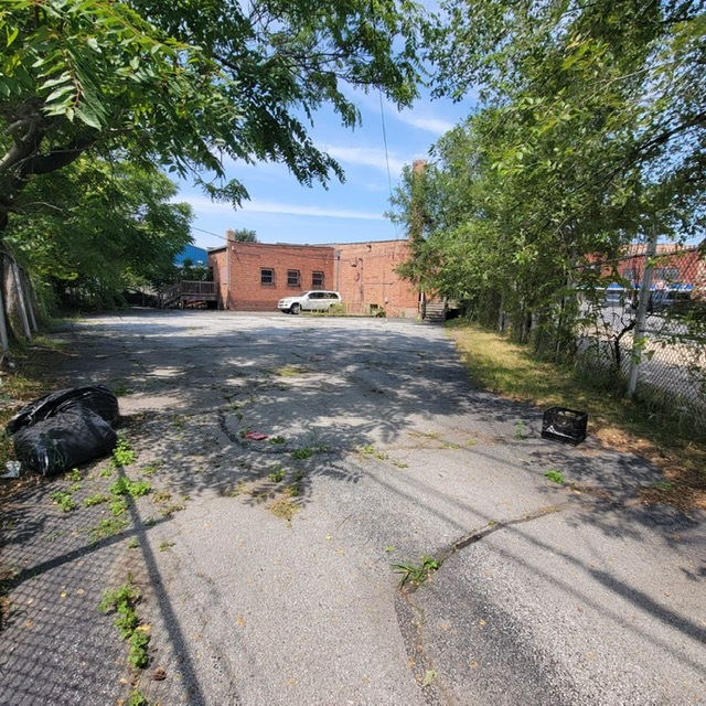 9278 South South Chicago Avenue Chicago IL 60617