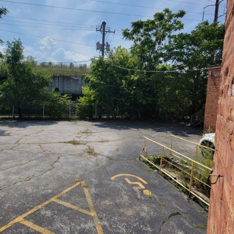9278 South South Chicago Avenue Chicago IL 60617