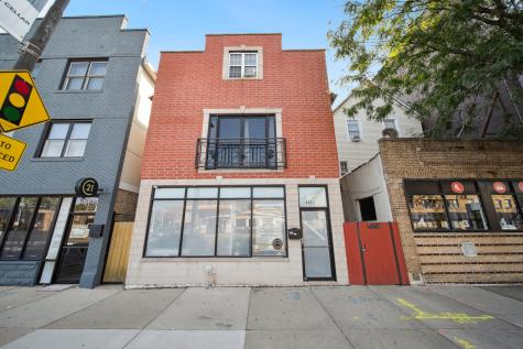 4351 North Western Avenue Chicago IL 60618