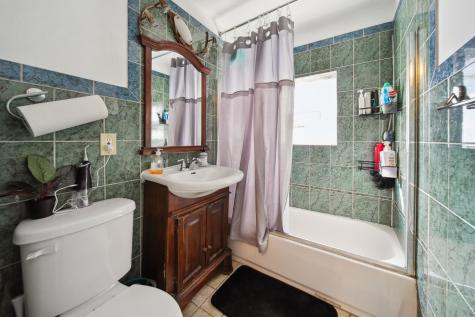 4351 North Western Avenue Chicago IL 60618