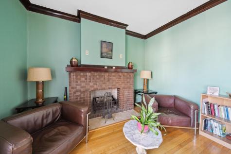 4351 North Western Avenue Chicago IL 60618