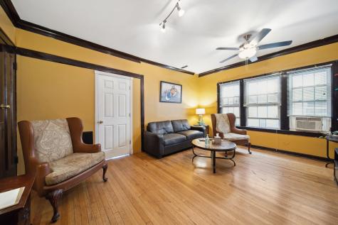 4351 North Western Avenue Chicago IL 60618
