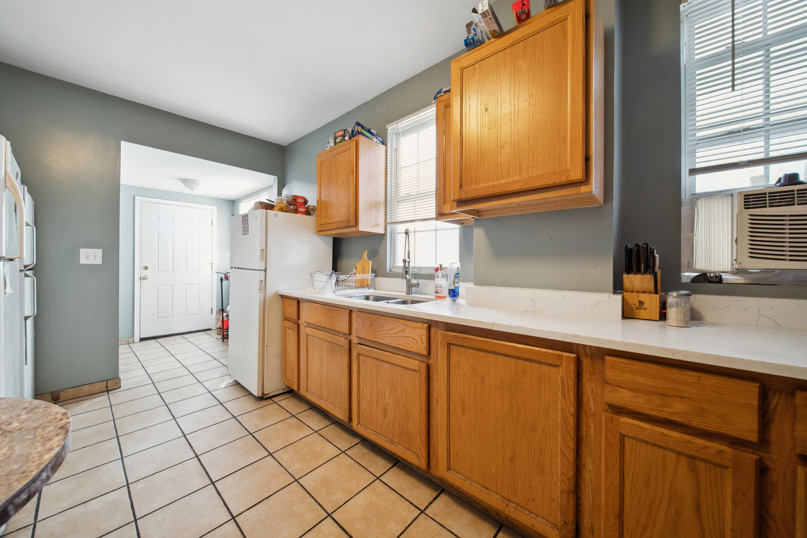 4351 North Western Avenue Chicago IL 60618