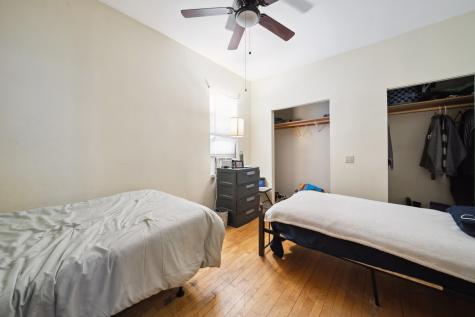 4351 North Western Avenue Chicago IL 60618