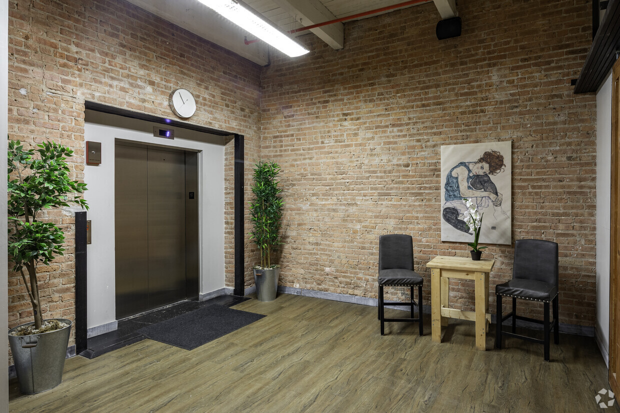 415 West Huron Street Chicago IL 60654