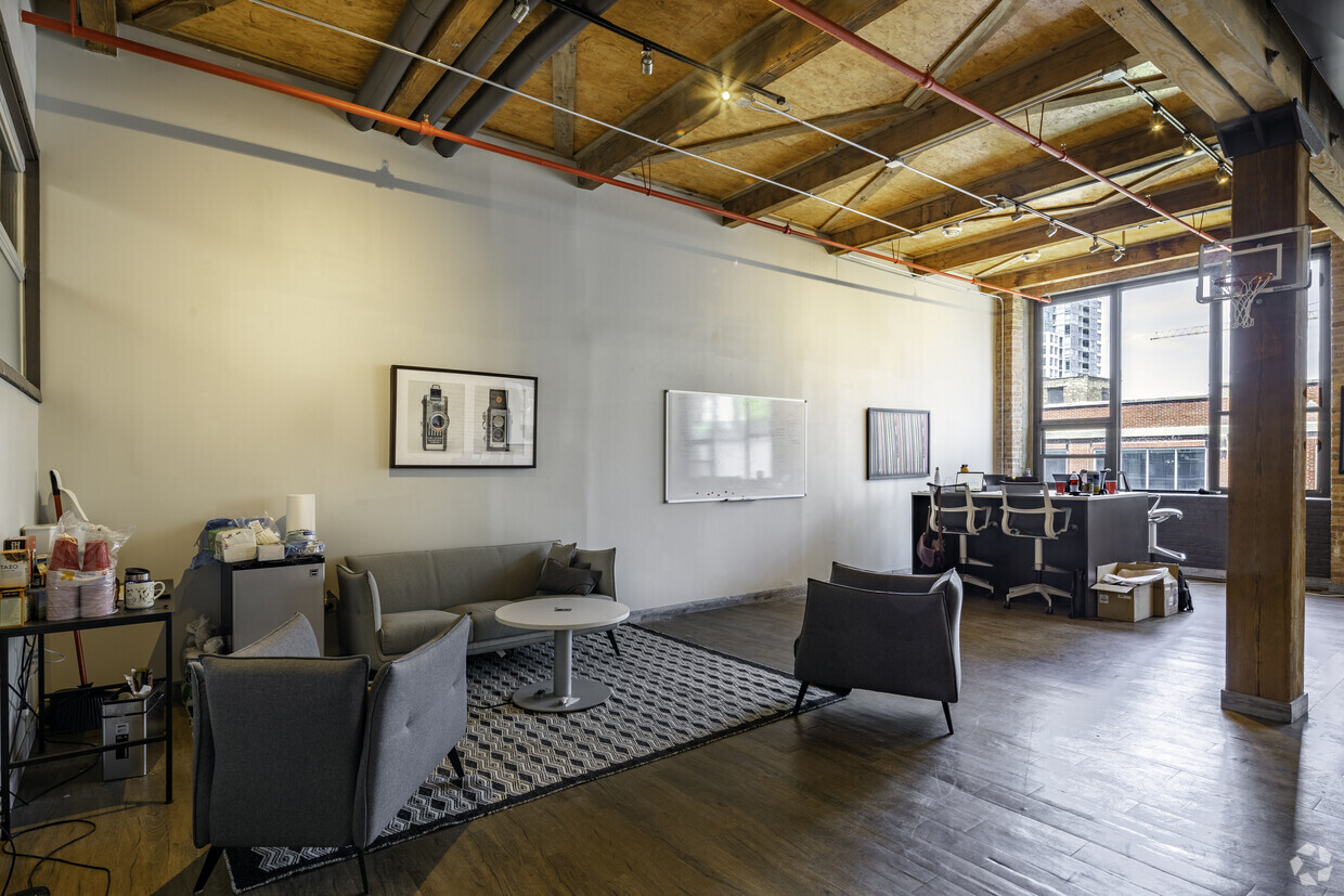 415 West Huron Street Chicago IL 60654