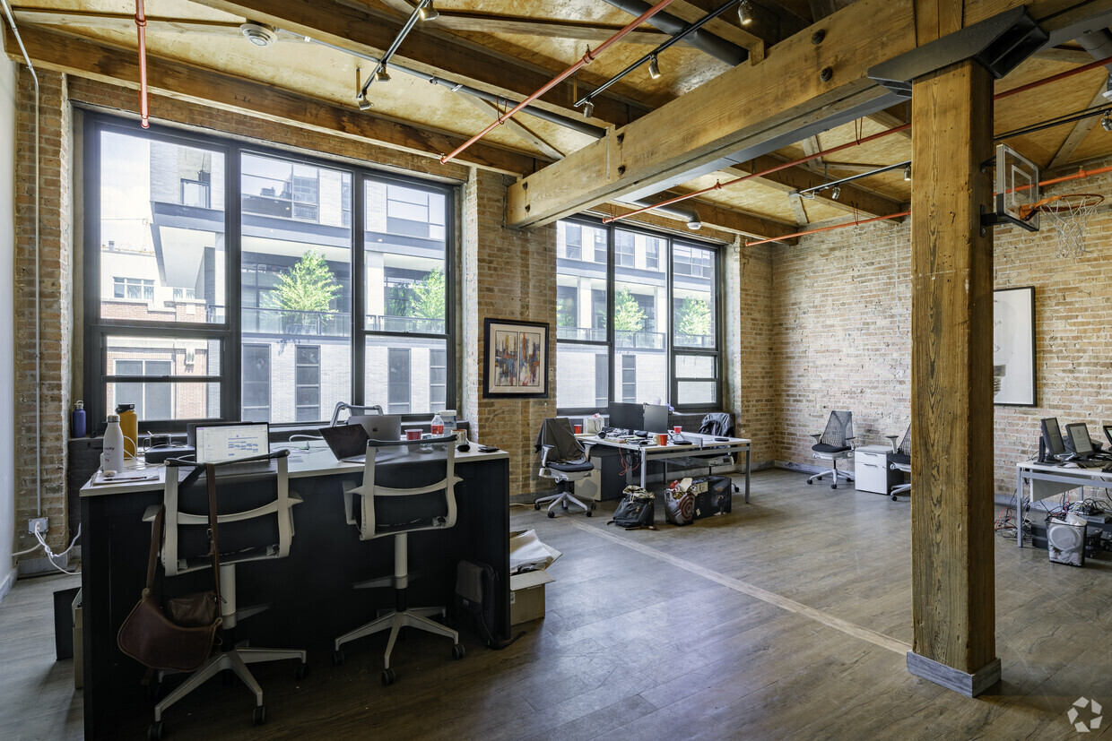 415 West Huron Street Chicago IL 60654