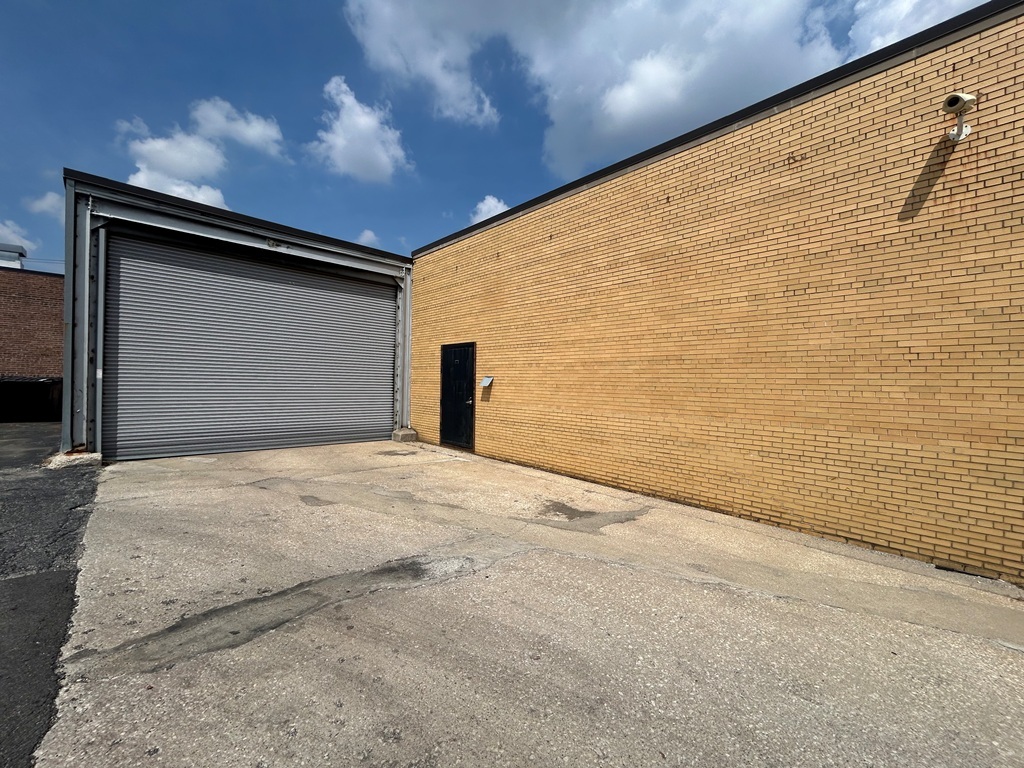 4300 North Knox Avenue Chicago IL 60641