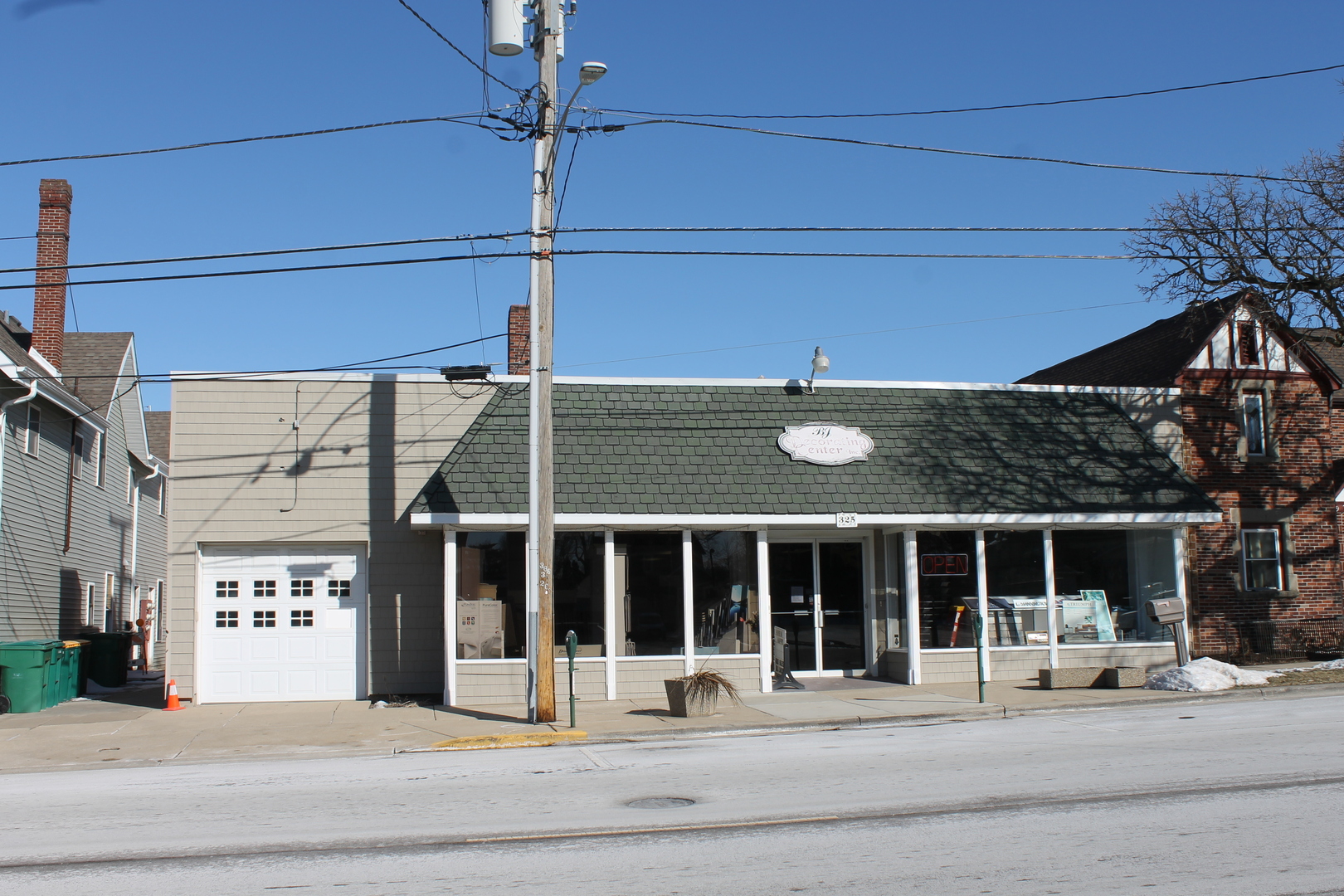325 West Elm Street Sycamore IL 60178