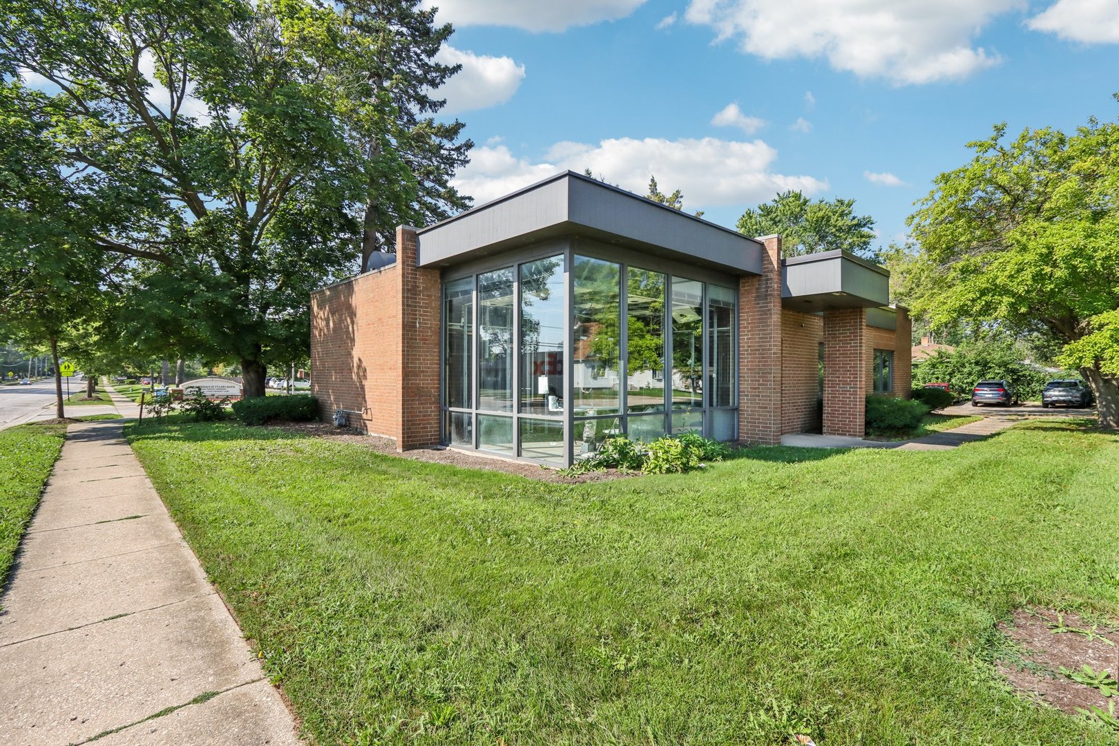 530 North Mclean Boulevard Elgin IL 60123