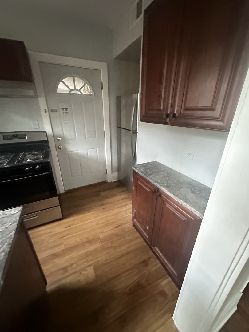 4739 Washington Street Skokie IL 60076