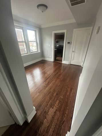 4739 Washington Street Skokie IL 60076
