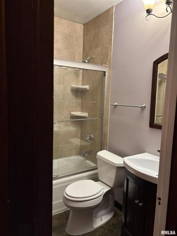3316 Avenue Of The Cities Avenue Moline IL 61265