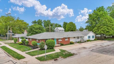 114 West Houghton Street Tuscola IL 61953