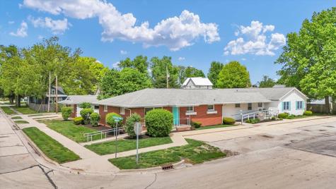 114 West Houghton Street Tuscola IL 61953