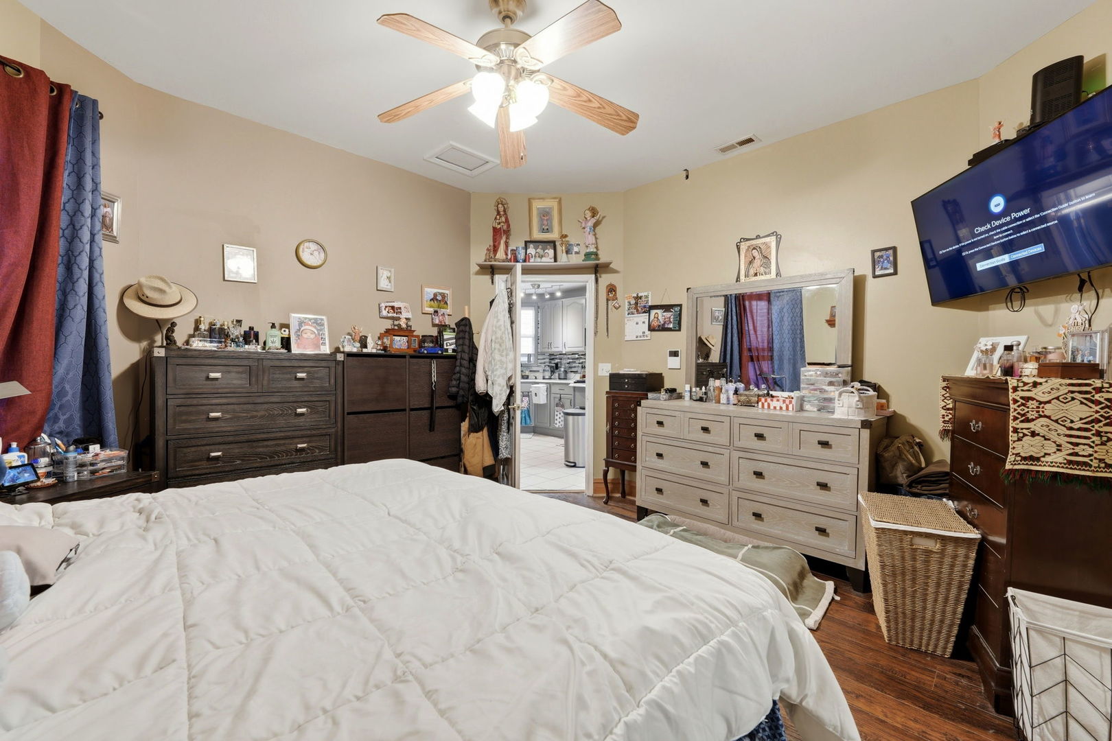 2923 West Diversey Avenue Chicago IL 60647