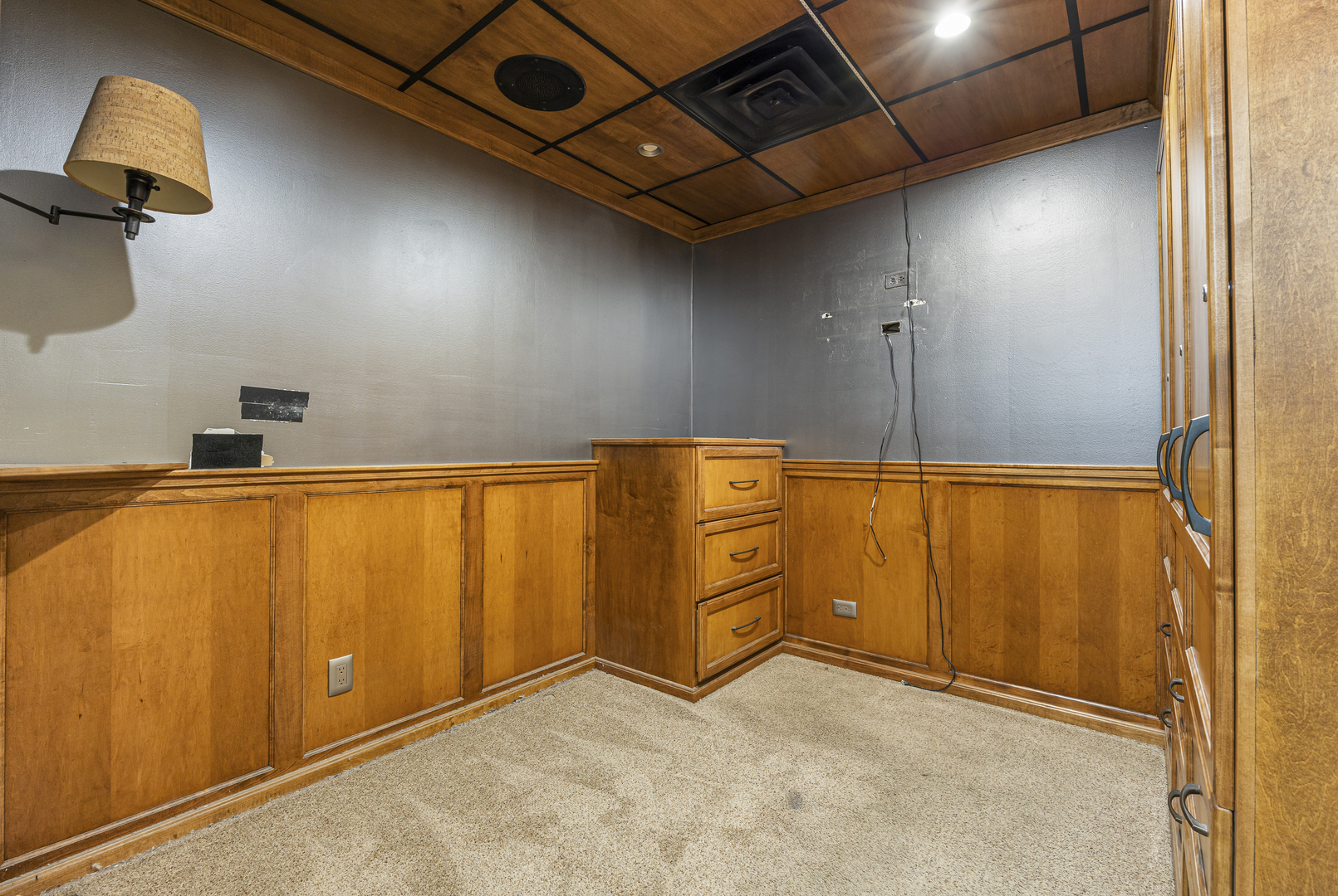 27W530 High Lake Avenue Winfield IL 60190