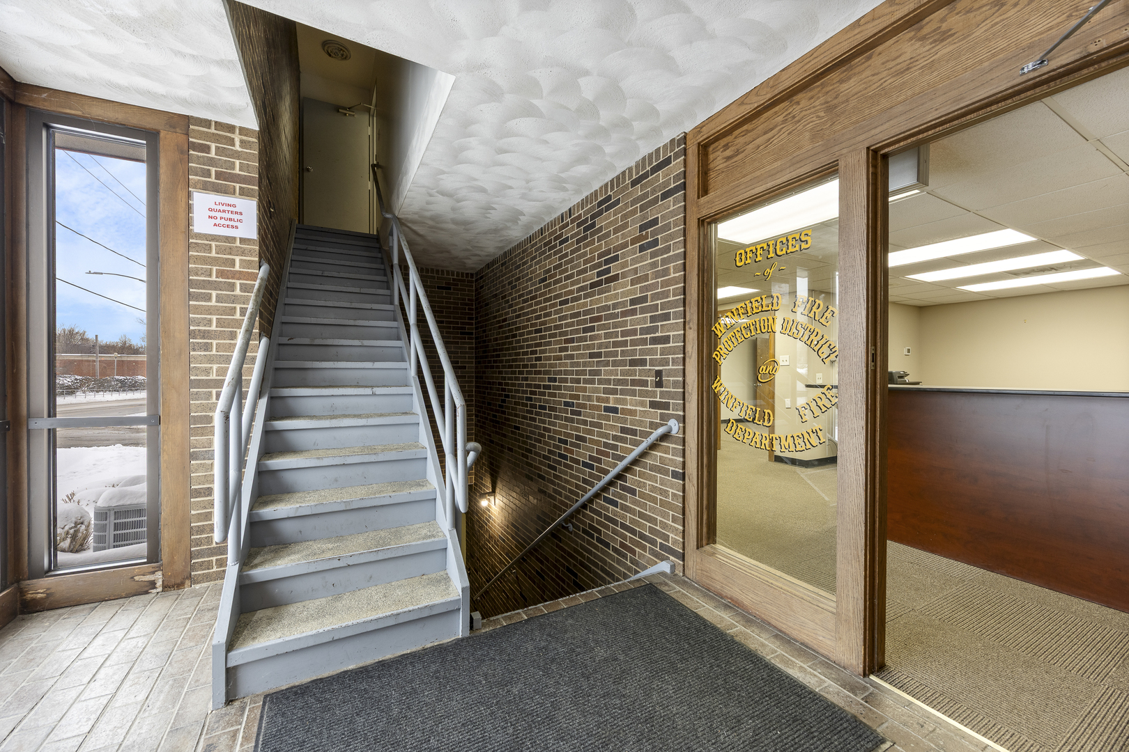 27W530 High Lake Avenue Winfield IL 60190