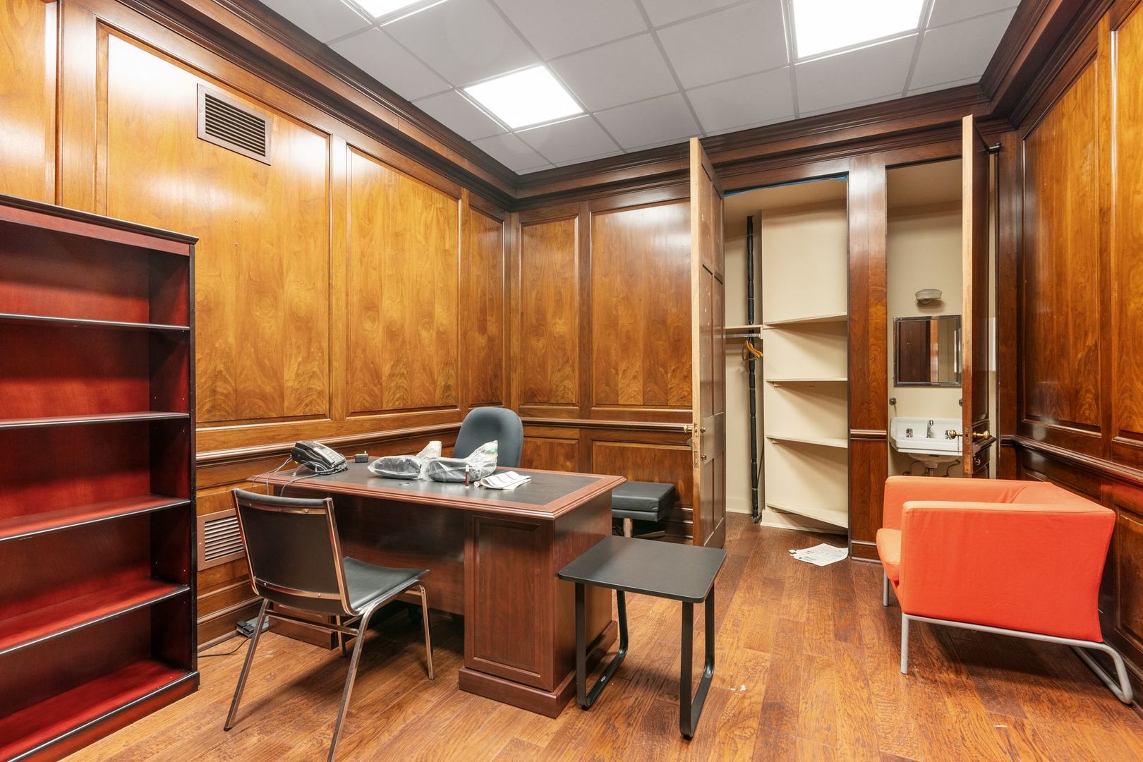 175 West Washington Street Chicago IL 60602