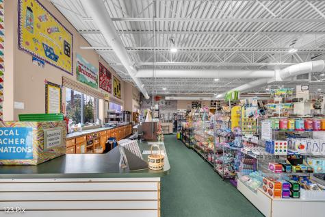 625 North Bridgeport Terrace Lindenhurst IL 60046