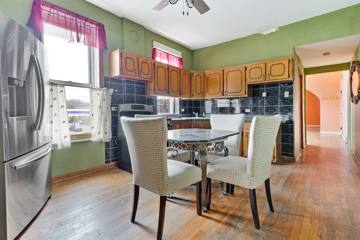 3000 West Diversey Avenue Chicago IL 60647
