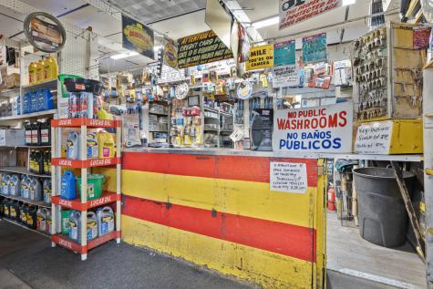 3000 West Diversey Avenue Chicago IL 60647