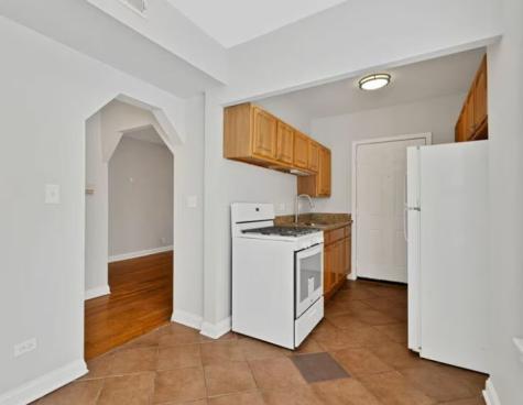 7150-52 South Cornell Avenue Chicago IL 60649