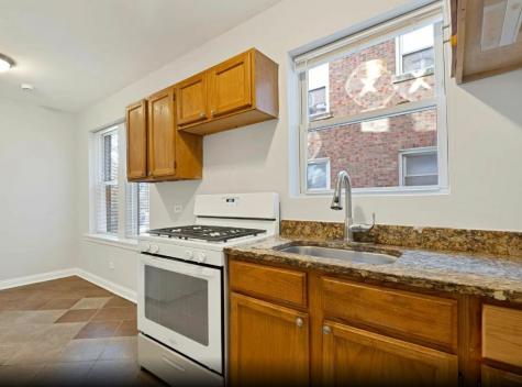 7150-52 South Cornell Avenue Chicago IL 60649